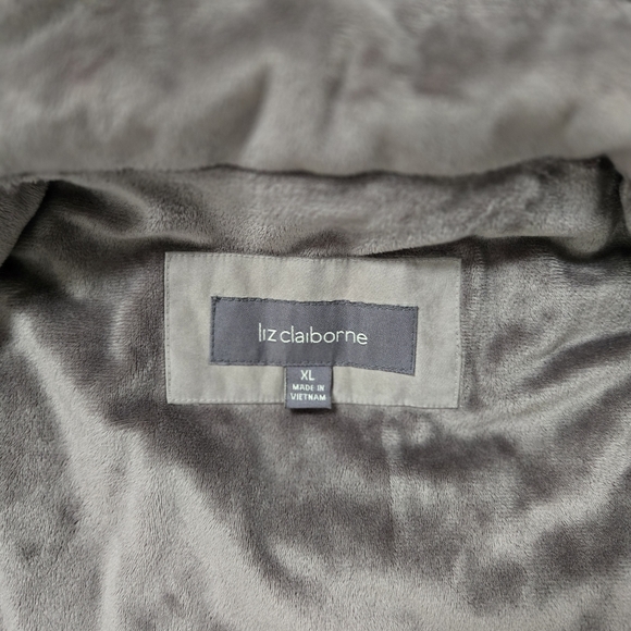 Vintage Liz Claiborne Women's Hooded Winter Coat - Picture 2 of 11